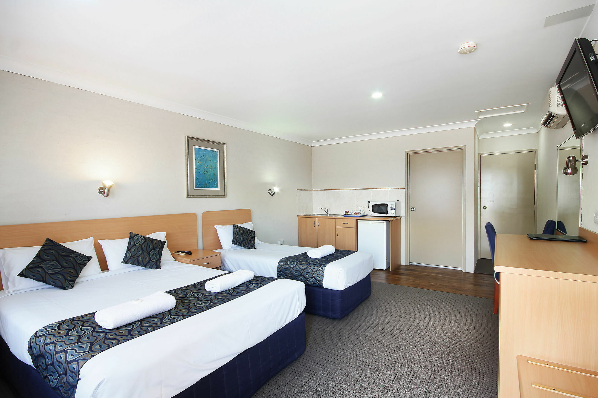 Edward Parry Motel And Apartments Tamworth Exterior photo